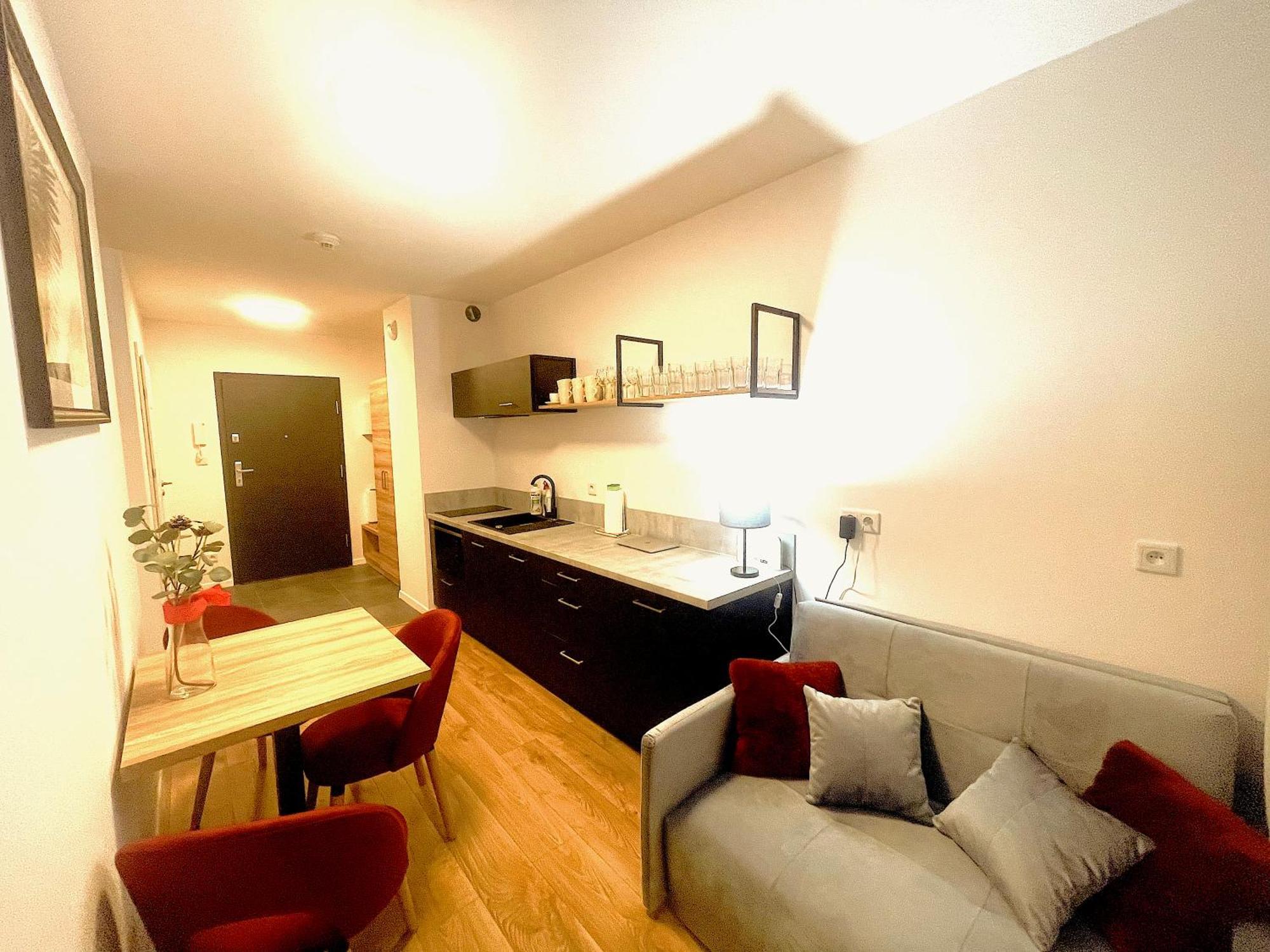 Premium Atal Square-free Parking Space In The Garage Apartment Wroclaw