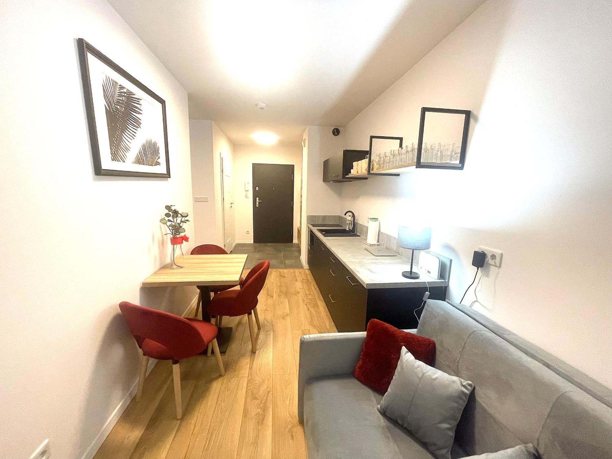 Premium Atal Square-free Parking Space In The Garage Appartamento *